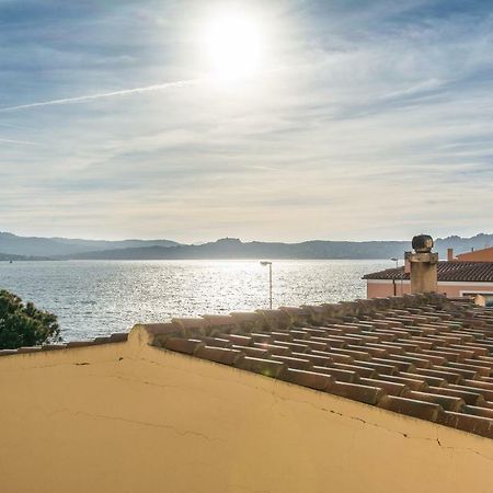 Appartamento Punta Nera La Maddalena  Buitenkant foto