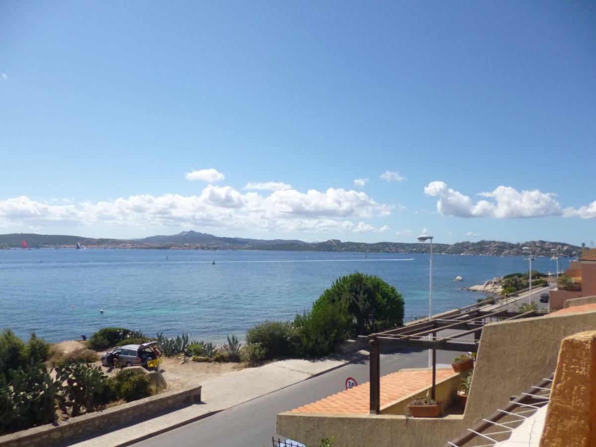 Appartamento Punta Nera La Maddalena  Buitenkant foto