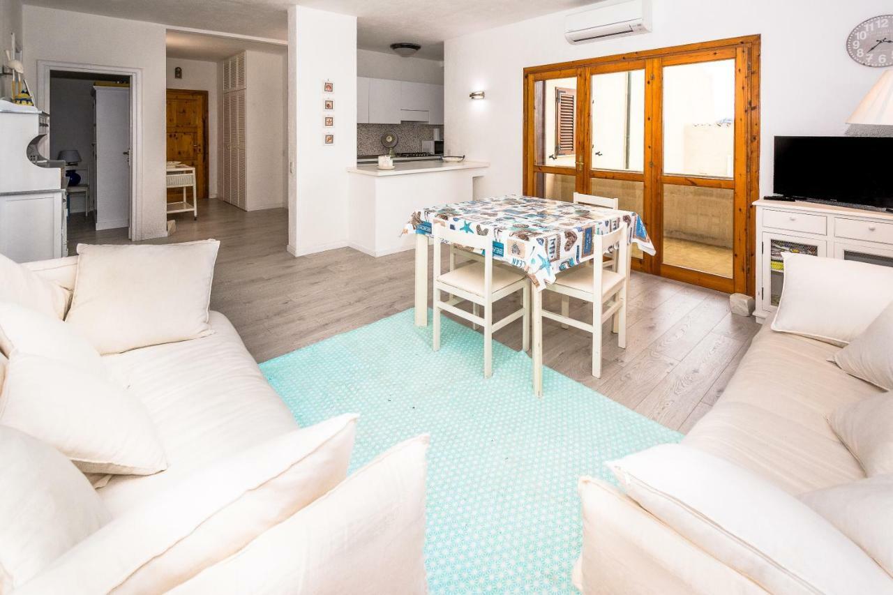 Appartamento Punta Nera La Maddalena  Buitenkant foto